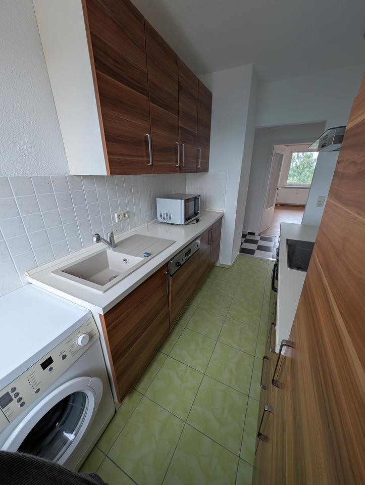 Thumbnail-Sanierte 3 R.-Whg mit Einbauküche, Waschmaschine und Balkon