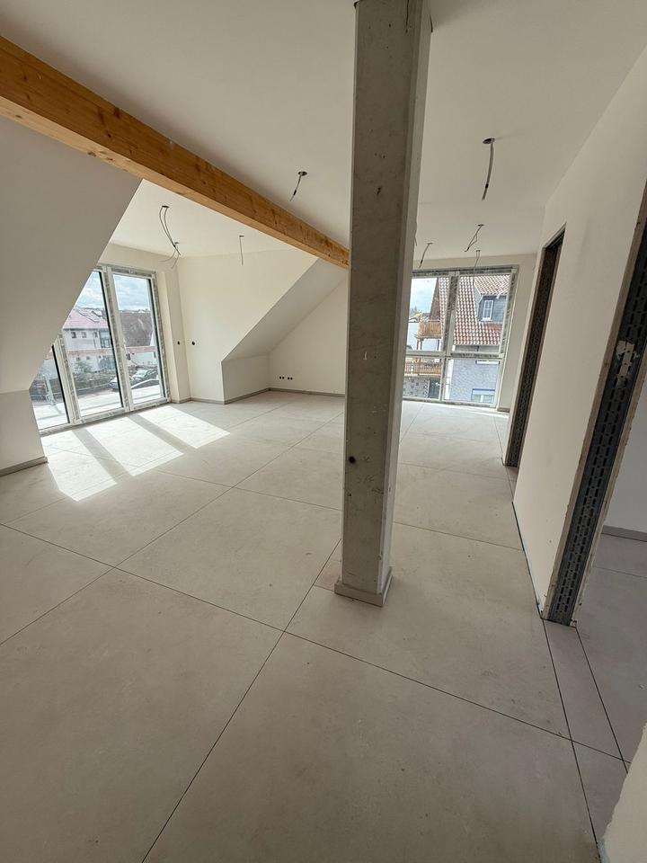 Thumbnail-Neubau: Moderne DG-Wohnung mit großem Balkon