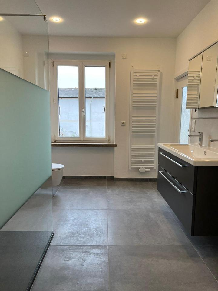 Thumbnail-Schöne 5-Raum-Wohnung ab sofort zu vermieten