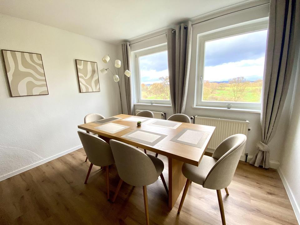 Thumbnail-Traumhafte 100 QM-Wohnung mit spektakulärem Fernblick: Geschmackvoll möbliert