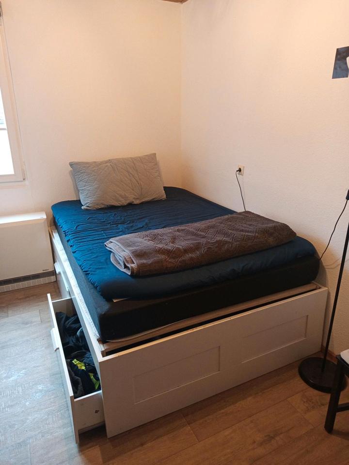 Thumbnail-Zimmer in 3-Zimmer-Wohnung in Ravensburg Zentrum zu vermieten