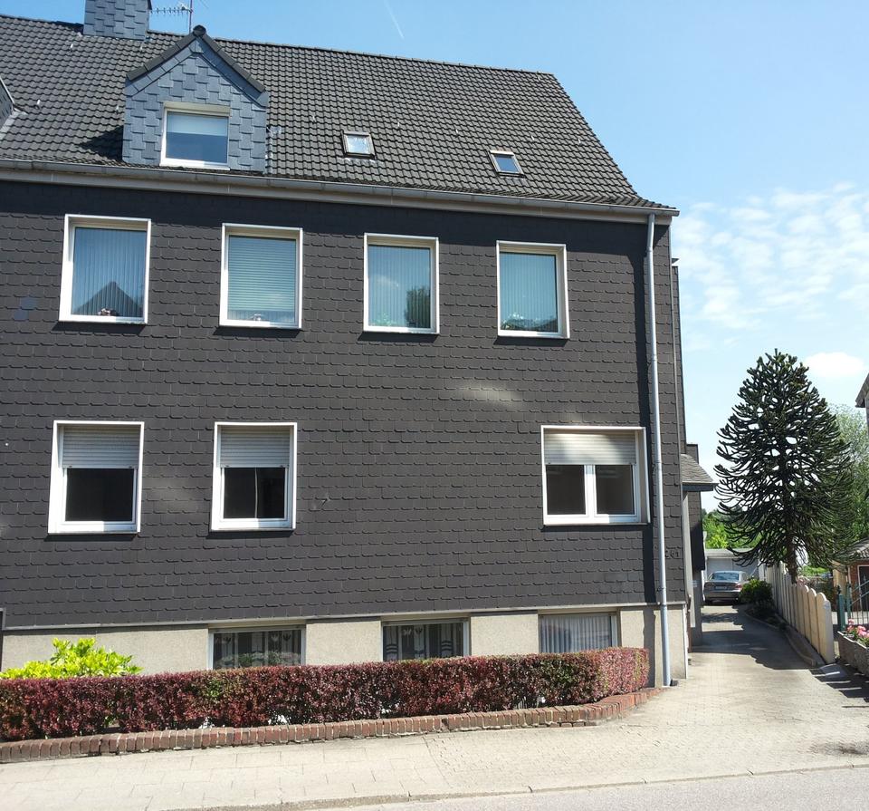 Thumbnail-Essen-Haarzopf: Wohnen und Arbeiten in einem Haus