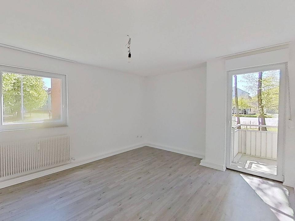 Thumbnail-Lichtdurchflutetes WOHNGLÜCK: 3 Zimmer mit BALKON & TAGESLICHTBAD
