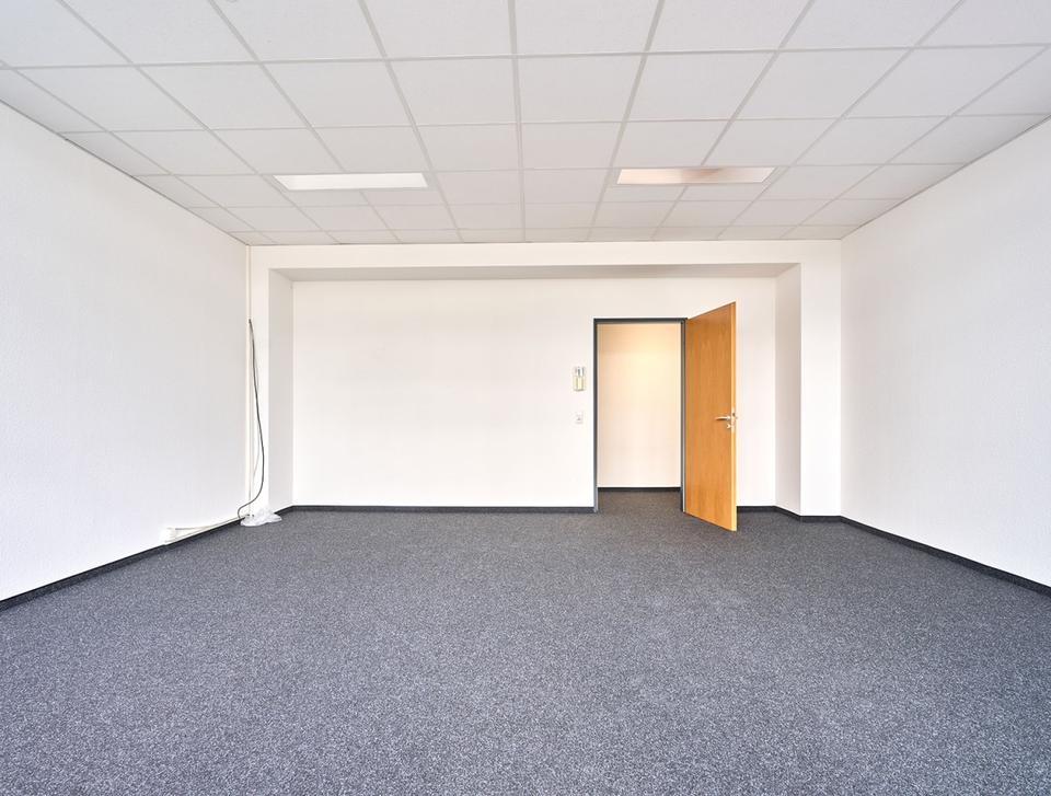 Thumbnail-Bürofläche 71,75 m² mit Personenaufzug & DSL – zum Pauschalpreis ab sofort verfügbar