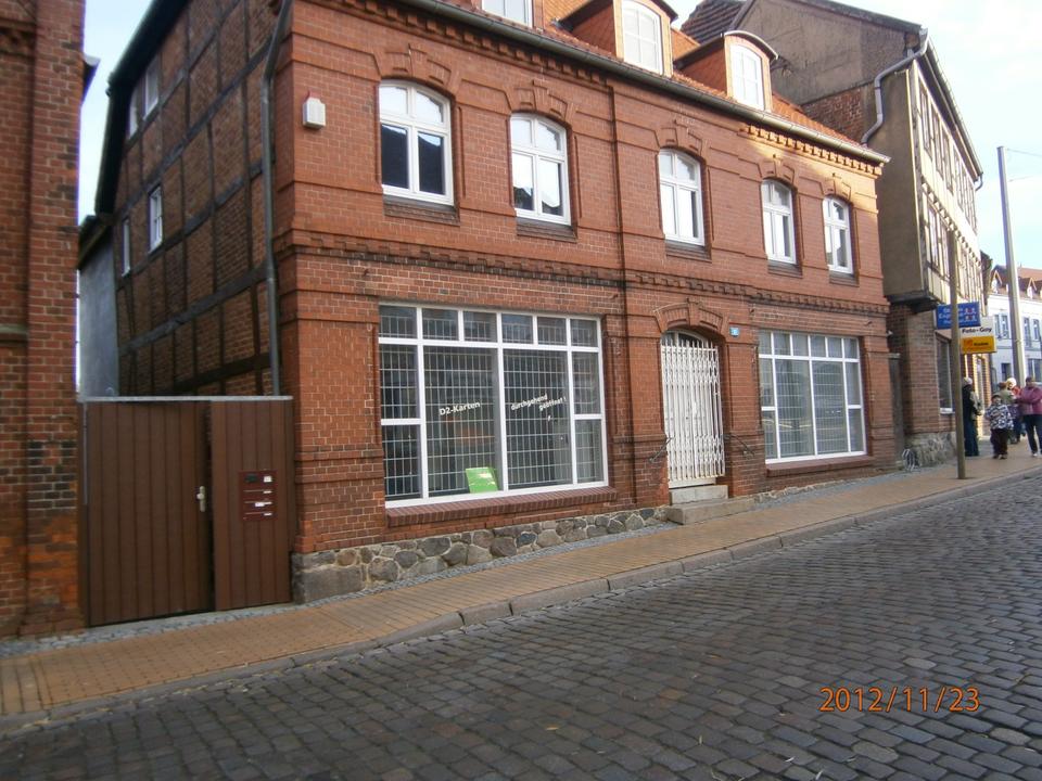 Thumbnail-2-Raumwohnung in Lübzer Zentrum - 60qm