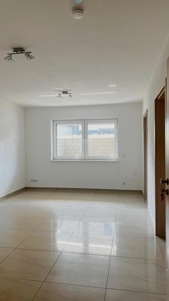 Thumbnail-Geräumige 1-Zimmer-Wohnung in ruhiger Lage