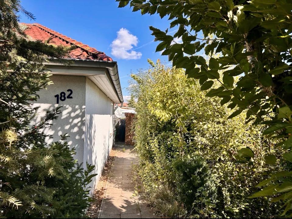 Thumbnail-Attraktiver Bungalow in ruhiger Lage von Magdeburg provisionsfrei