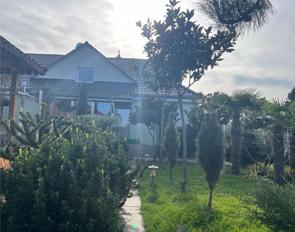 Thumbnail-Haus zum Verkauf in Mainz mit Baugrundstück