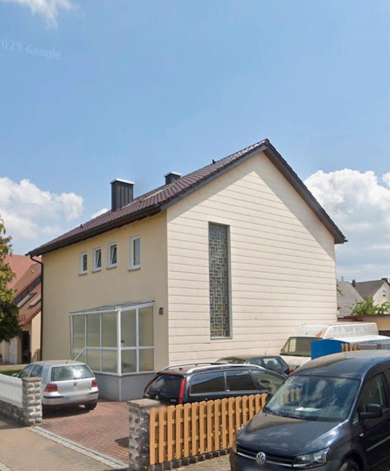 Thumbnail-Zweifamilienhaus Renoviert