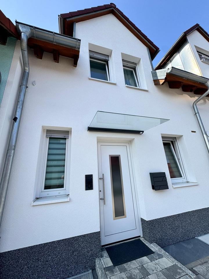 Thumbnail-Elegantes 5-Zimmer Reihenhaus in Künzelsau