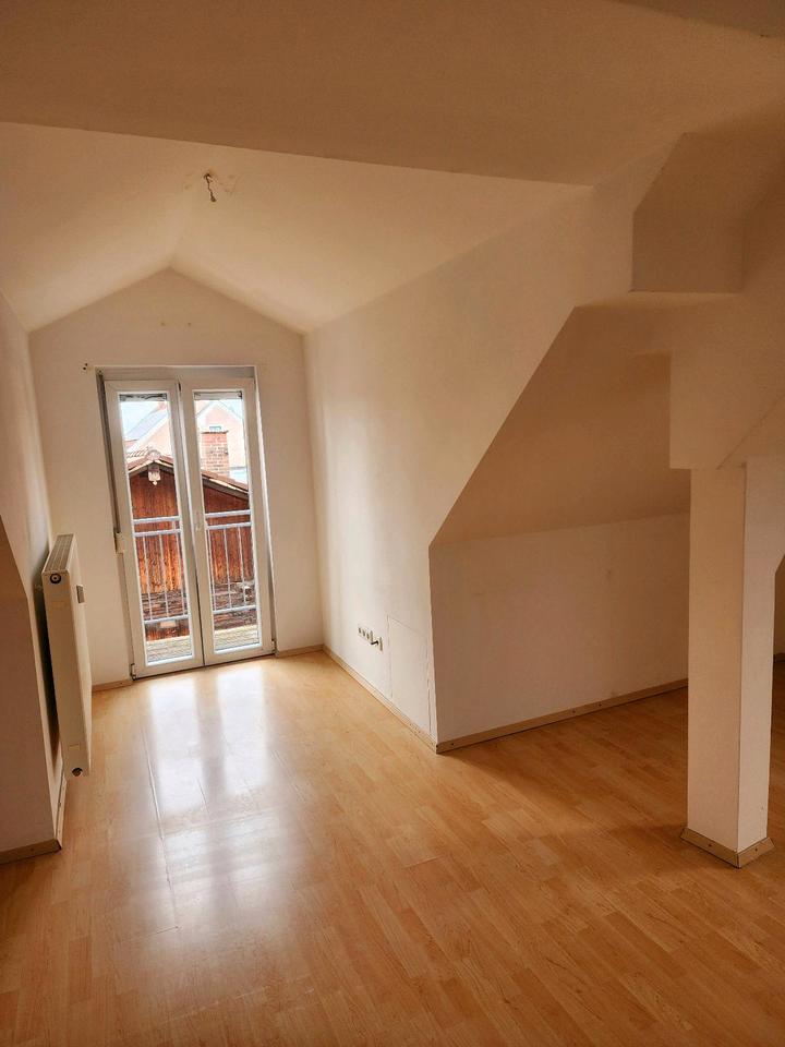 Thumbnail-2-Zimmer Wohnung mit Balkon in zentraler Lage in Pilsting
