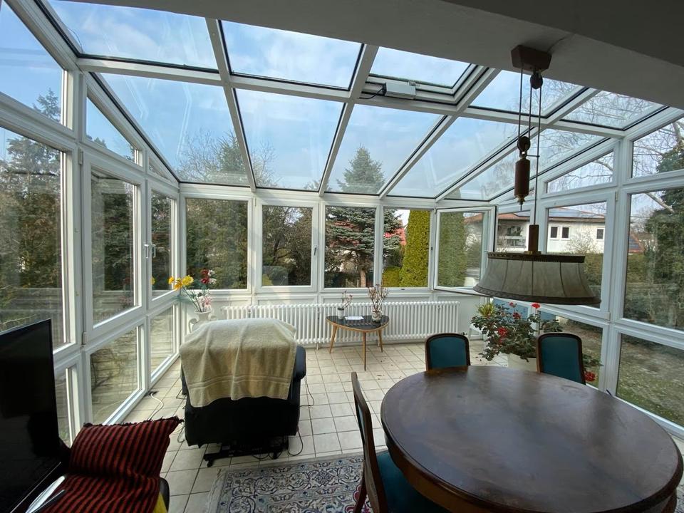 Thumbnail-Einfamilienhaus in Lichterfelde - Garage und Wintergarten