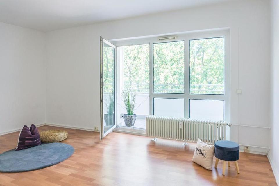 Thumbnail-Urban gelegene 2-Raum-Wohnung mit Balkon