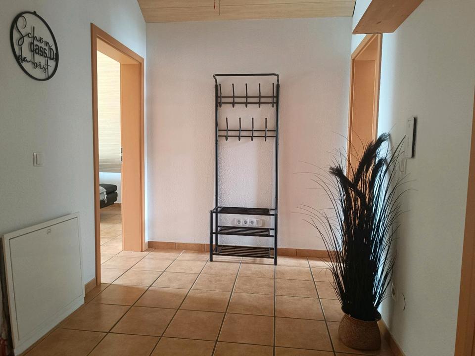 Thumbnail-Helle, möblierte Dachgeschosswohnung in Mainz-Kostheim