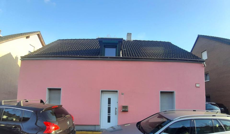 Thumbnail-Freistehendes Einfamilienhaus in 47229 Duisburg