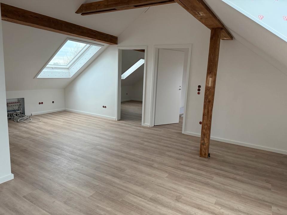 Thumbnail-Moderne Dachgeschosswohnung in Bielefeld zu vermieten Erstbezug