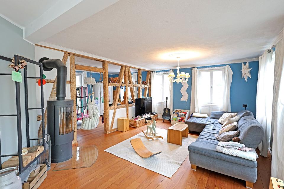 Thumbnail-Wohnglück auf drei Etagen in beliebter Familienstraße an Comburg