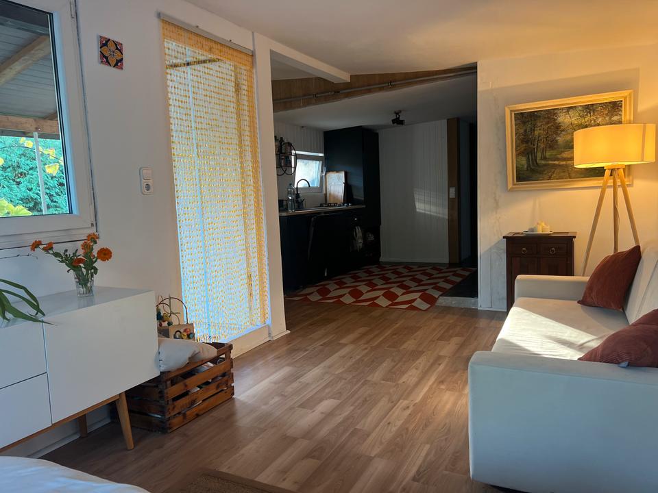 Thumbnail-Top renovierte Gartenlaube im Kleingarten