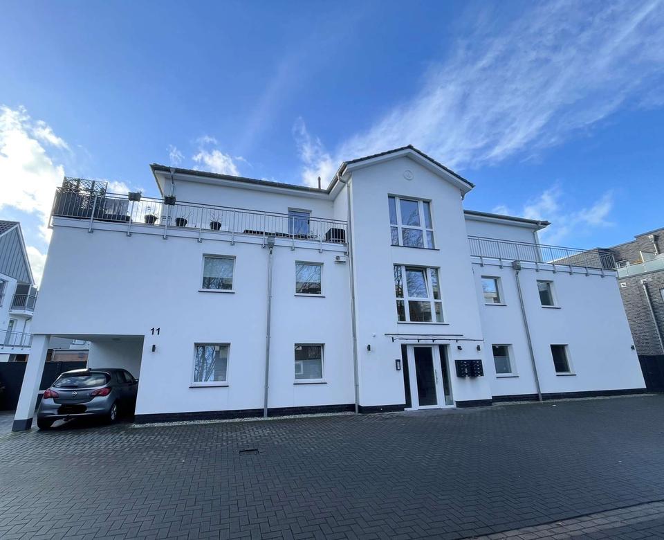 Thumbnail-Theodor-Pekol-Straße: Moderne Dachgeschosswohnung mit Balkon