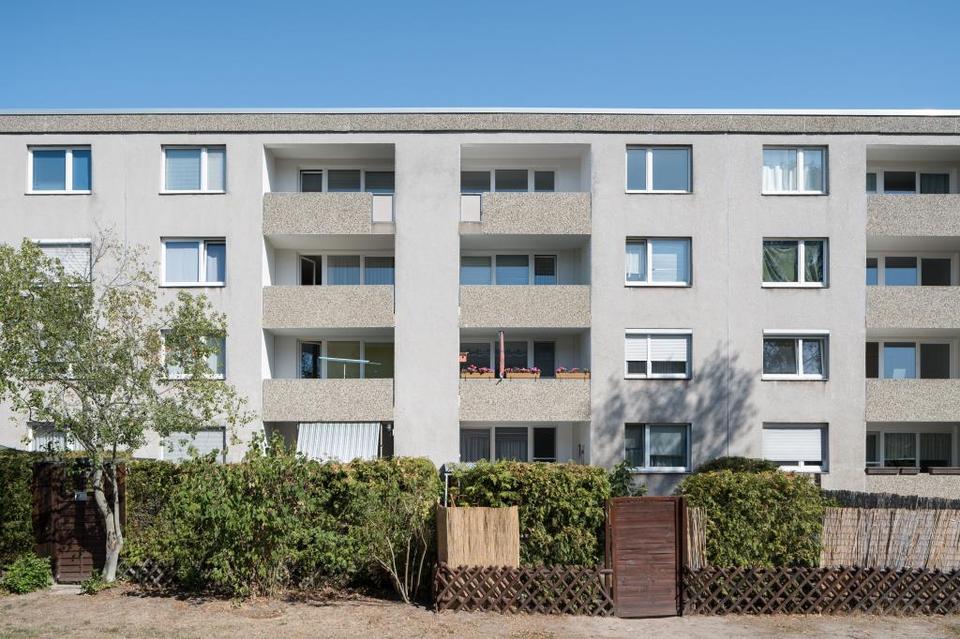 Thumbnail-Helle 3-Zimmer-Etagenwohnung mit Laminat und Balkon in Wolfsburg