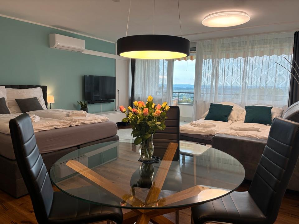 Thumbnail-Ferienwohnung mit Indoorpool und Bergsicht am Bodensee