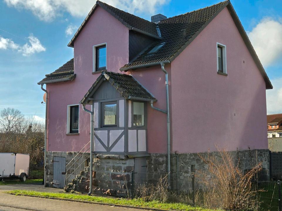 Thumbnail-Schönes Einfamilien Haus am Fuss des Meissners mit großem Garten