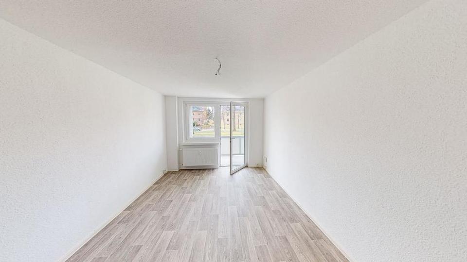 Thumbnail-Große 1-Raum-Wohnung mit Balkon im Zentrum