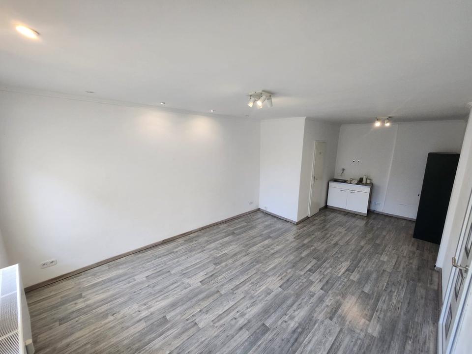 Thumbnail-TOP LAGE PEINE – BÜRO LADEN MIT SCHAUFENSTER