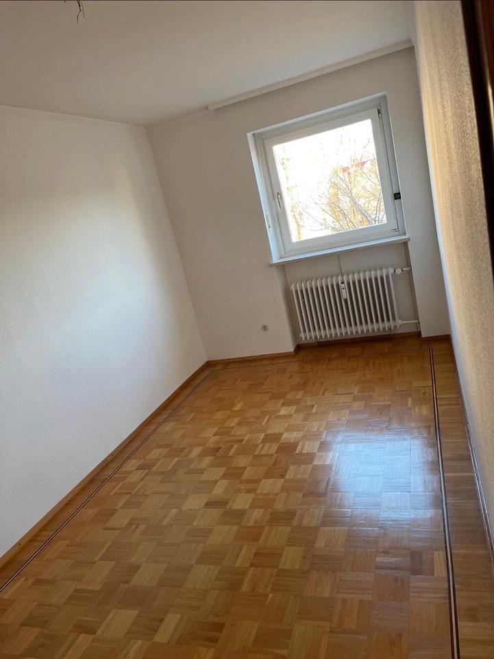 Thumbnail-WG Zimmer 14 m2 im München Laim - 6 Monate befristet ab sofort