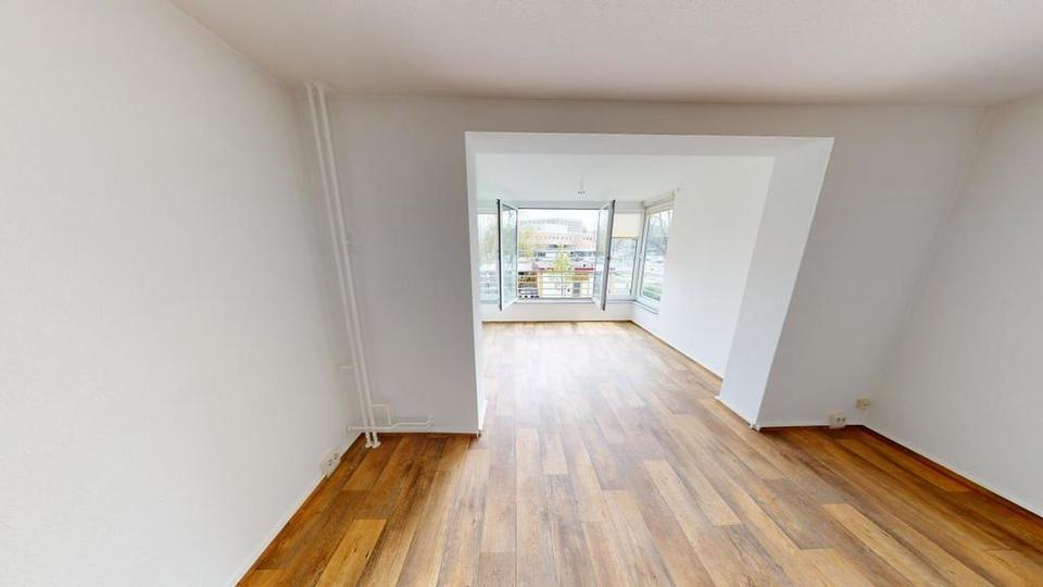 Thumbnail-Geräumige 2-Raum-Wohnung in zentraler Lage