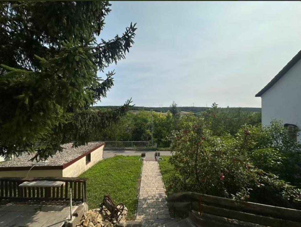 Thumbnail-Zweifamilienhaus in Top Lage ohne Provision zu verkaufen