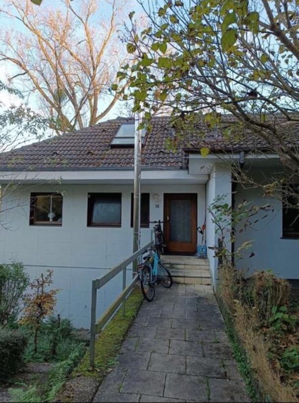 Thumbnail-Villa mit 2 Wohnungen Traumaussicht Tü sonnige Lage