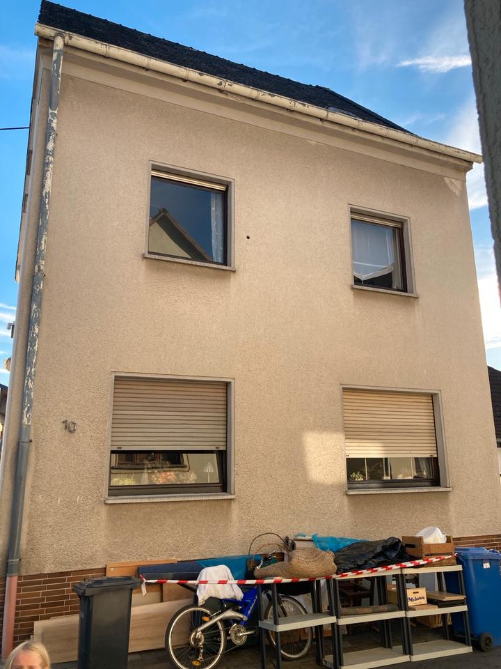 Thumbnail-Einfamilienhaus Sanierungsbedürftig