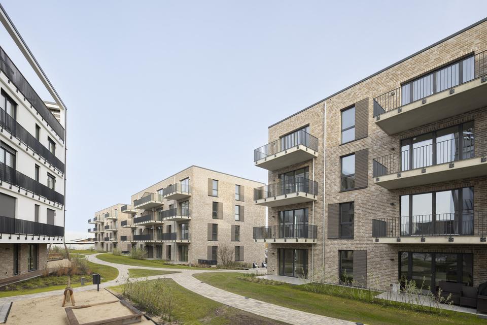 Thumbnail-Moderne 3 Zimmer-Wohnung mit Balkon direkt am Hafen in Celle zur Miete - Wentzel Dr.