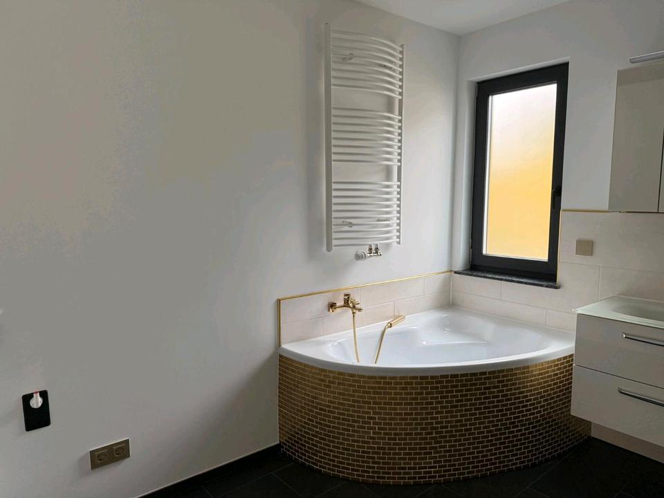 Thumbnail-Ruhige 2 Zimmer Wohnung neu renoviert Homburg Einöd