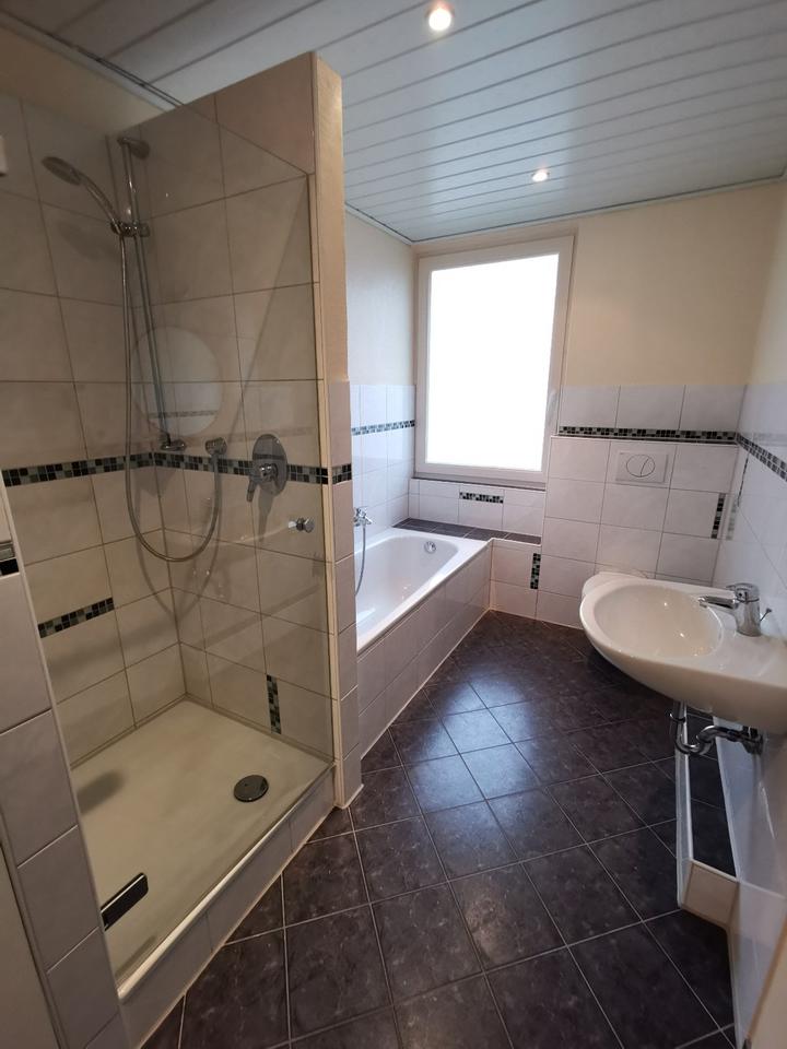 Thumbnail-Schöne 2 Zimmerwohnung mit Einbauküche