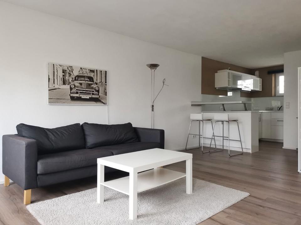 Thumbnail-Freies gepflegtes 1-Zimmer-Apartment, Garage + Balkon in LB-West