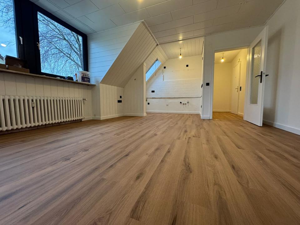 Thumbnail-Modernes 2-Zimmer Wohlfühl-Zuhause im ruhigen Dachgeschoss