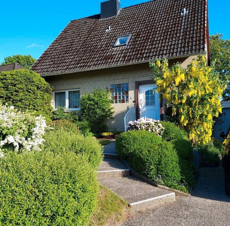 Thumbnail-Freistehendes EFH in begehrter Lage von Neumünster-Gartenstadt