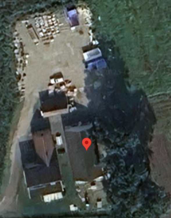 Thumbnail-Ländliche Hofstelle mit 2 Wohnungen, Garten und 2 Hallen