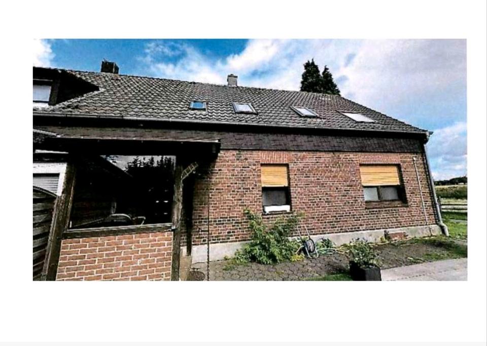 Thumbnail-Doppelhaushälfte in WeselLackhausen mit 1.300 qm Grundstück