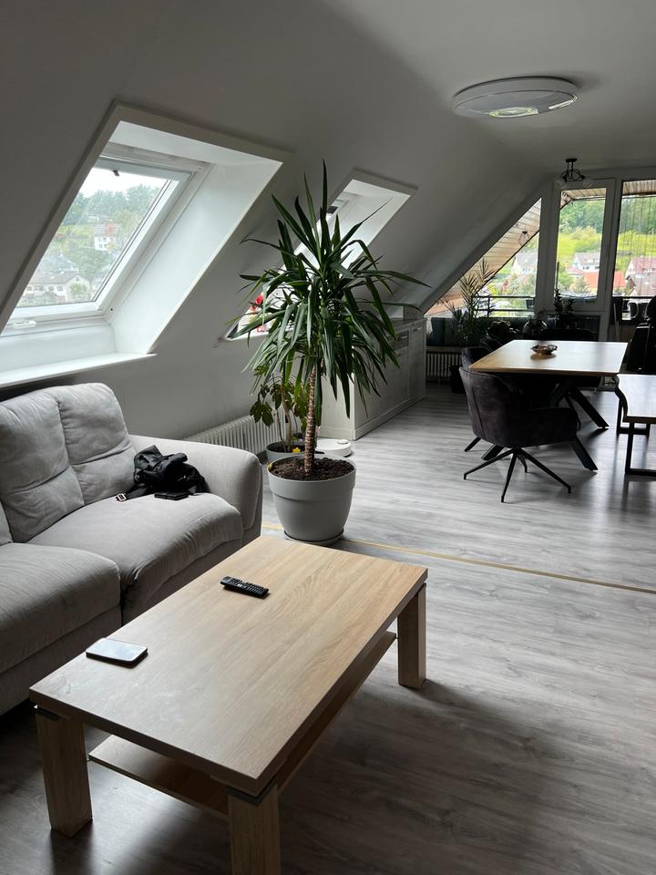 Thumbnail-Große helle 4,5 Zimmer Dachgeschosswohnung in Arnbach Neuenbürg