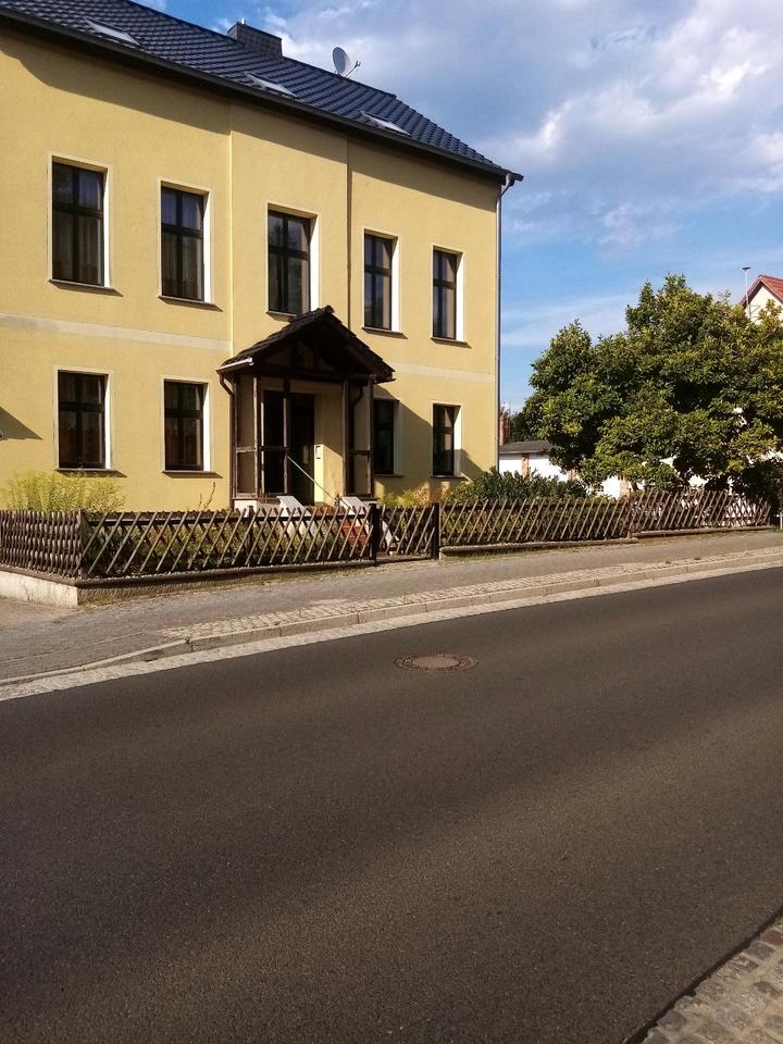 Thumbnail-Generation Haus Mehrfamilienhaus