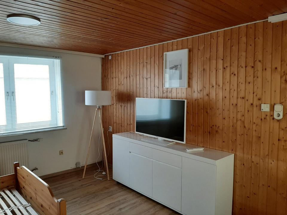 Thumbnail-1 Zimmer Wohnung mit Terrasse an Firmen oder Privat zu vermieten