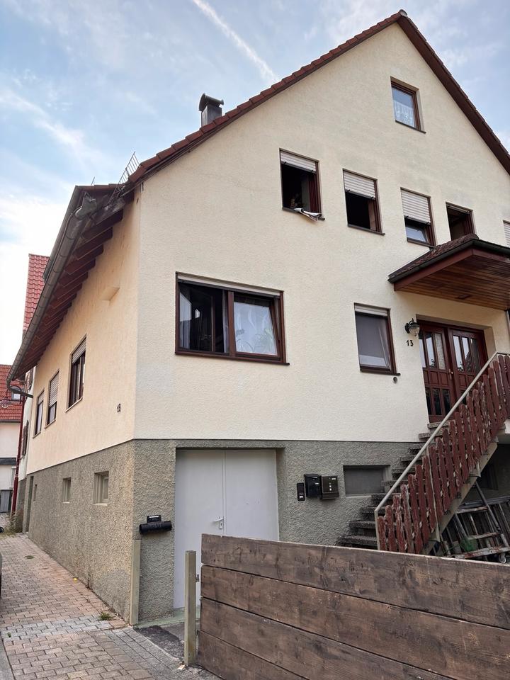 Thumbnail-Attraktives Ein- bis Zweifamilienhaus mit großem Grundstück