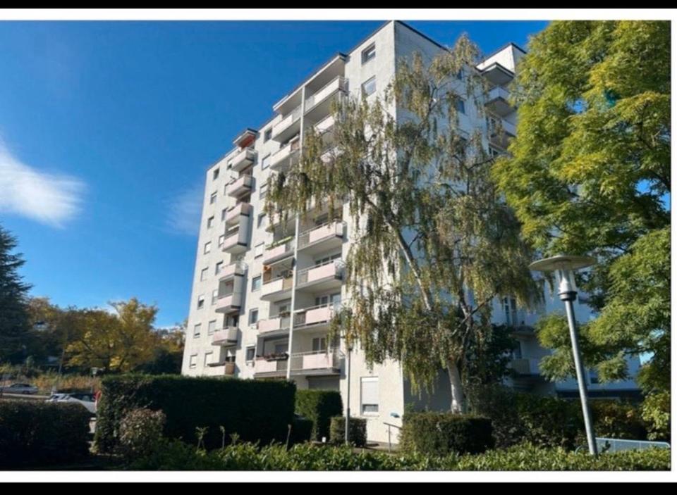 Thumbnail-Helle 4-Zimmer-Wohnung (97 m²) zu vermieten