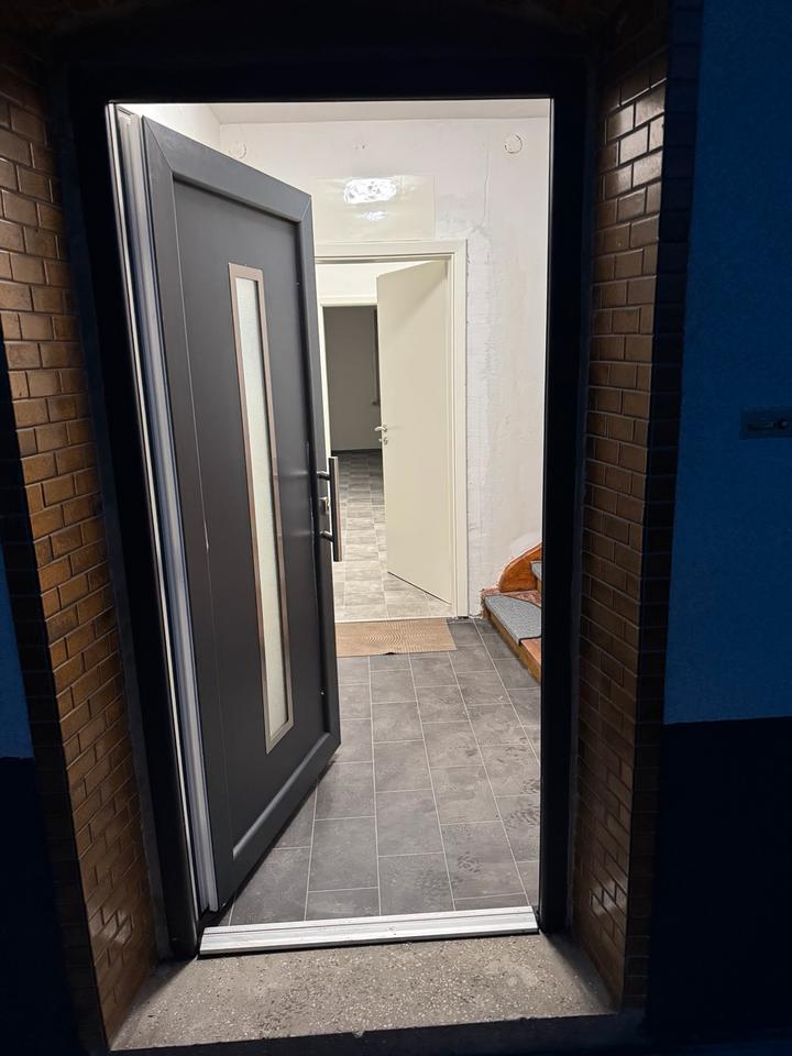 Thumbnail-Zwei oder Einfamilienhaus renoviert in 90574 Rosstal