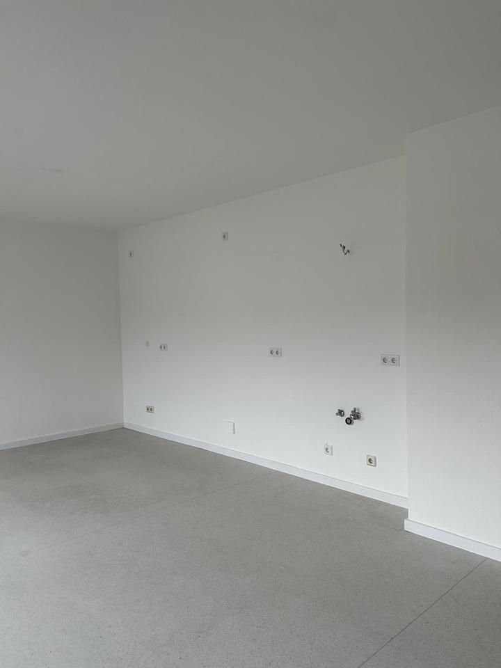 Thumbnail-4 Zimmer Wohnung in Großmehring mit Balkon