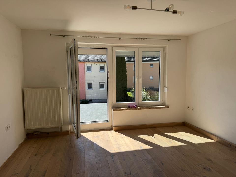Thumbnail-sanierte 2-Zimmer Wohnung MIetwohung mit Dachterasse