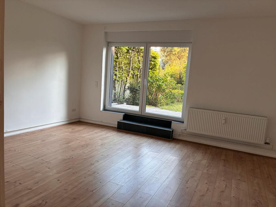 Thumbnail-3 Zimmer Wohnung in Alt Pichelsdorf zu vermieten